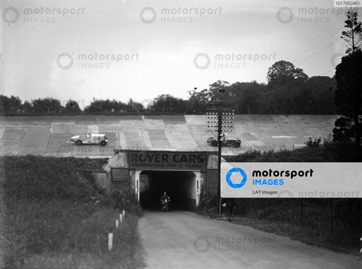 GN5872 - 32 - Brooklands 2