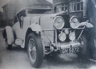 GN5872-RobinCecilyLondon2