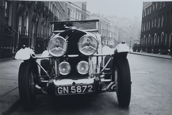 GN5872-RobinCecilyLondon3